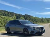 Mercedes-Benz E 300de T-Modell/Burmester/Widescreen/HUD/KAMERA - Hybrid (Diesel/Elektro): Kombi