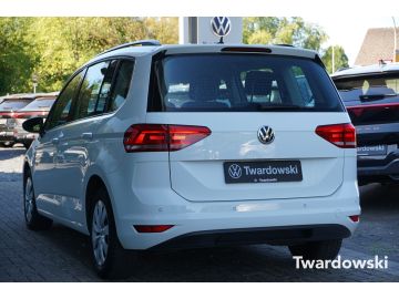 Volkswagen Touran - 4