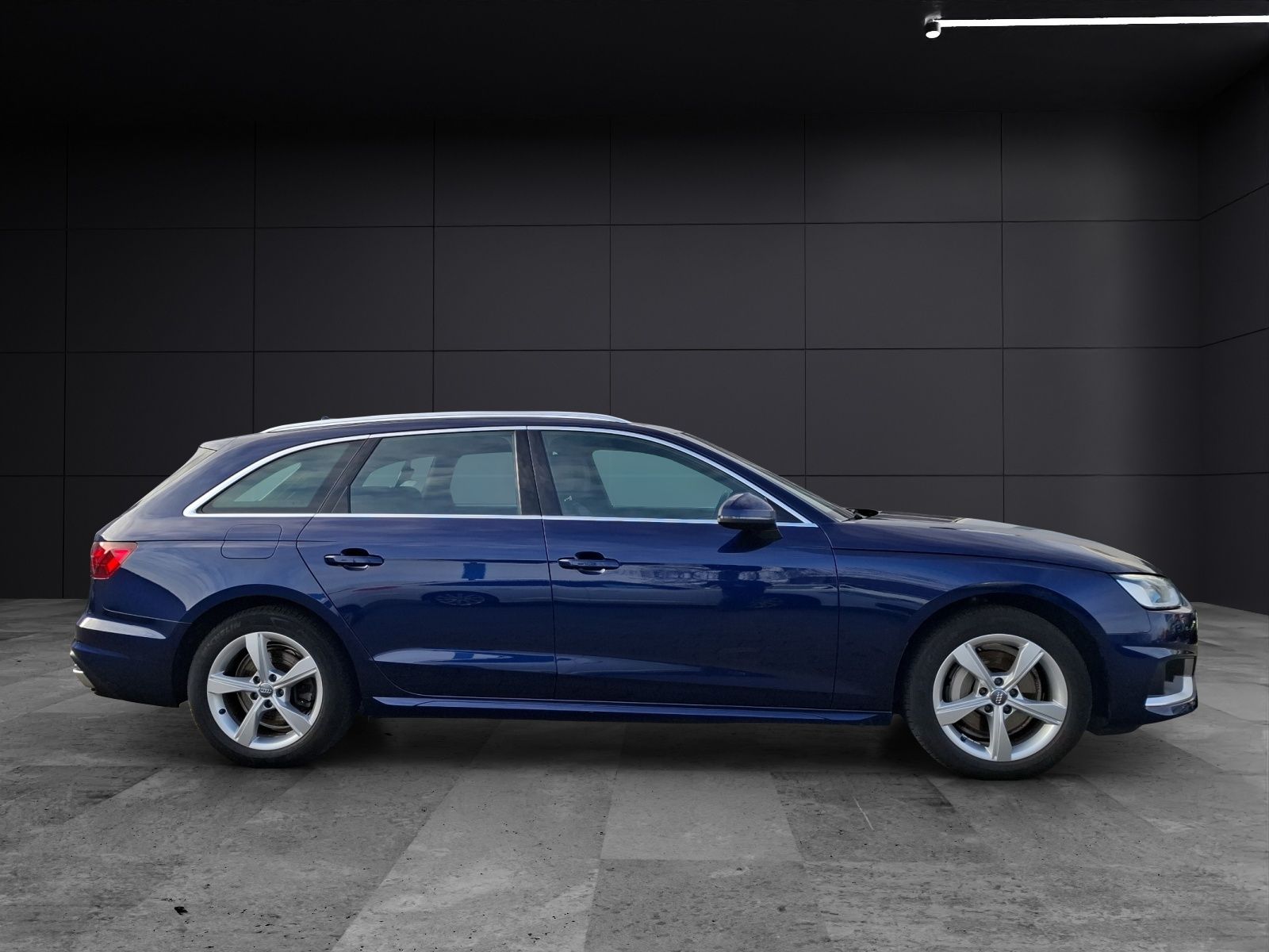 Fahrzeugabbildung Audi A4 Avant 40 TDI advanced quattro S-tronic LED AH