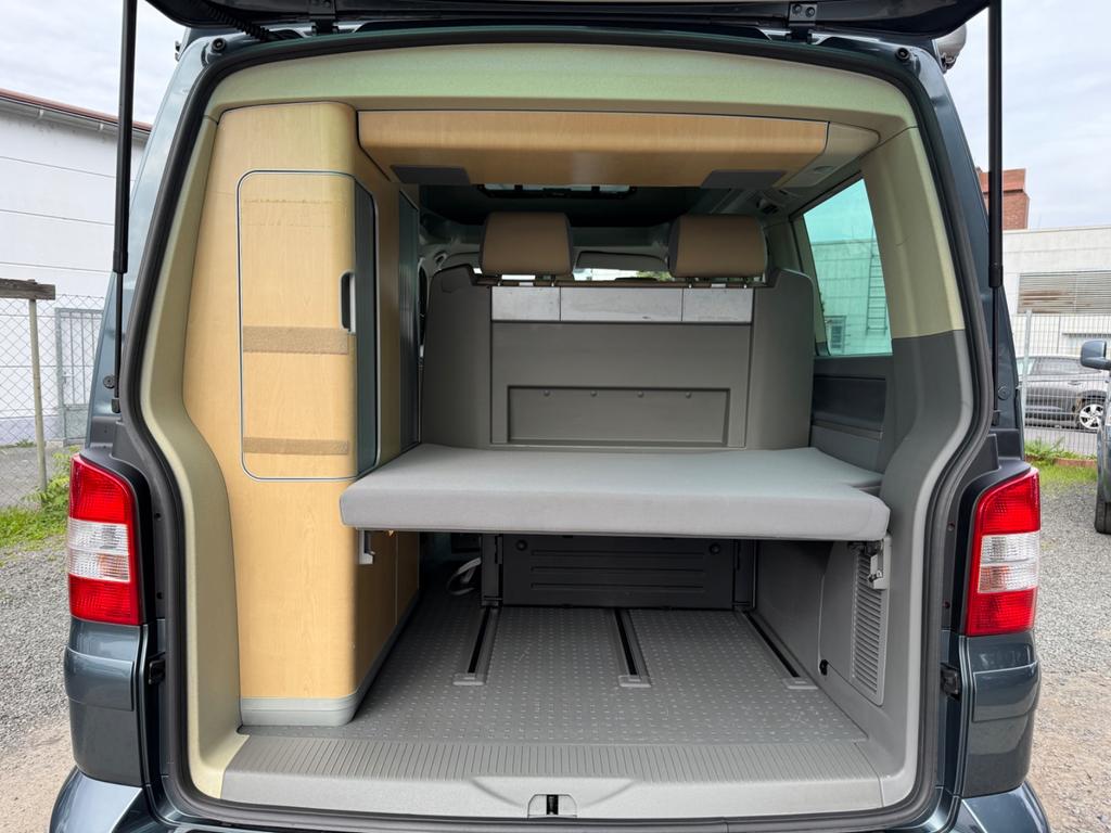 Volkswagen T5 California
