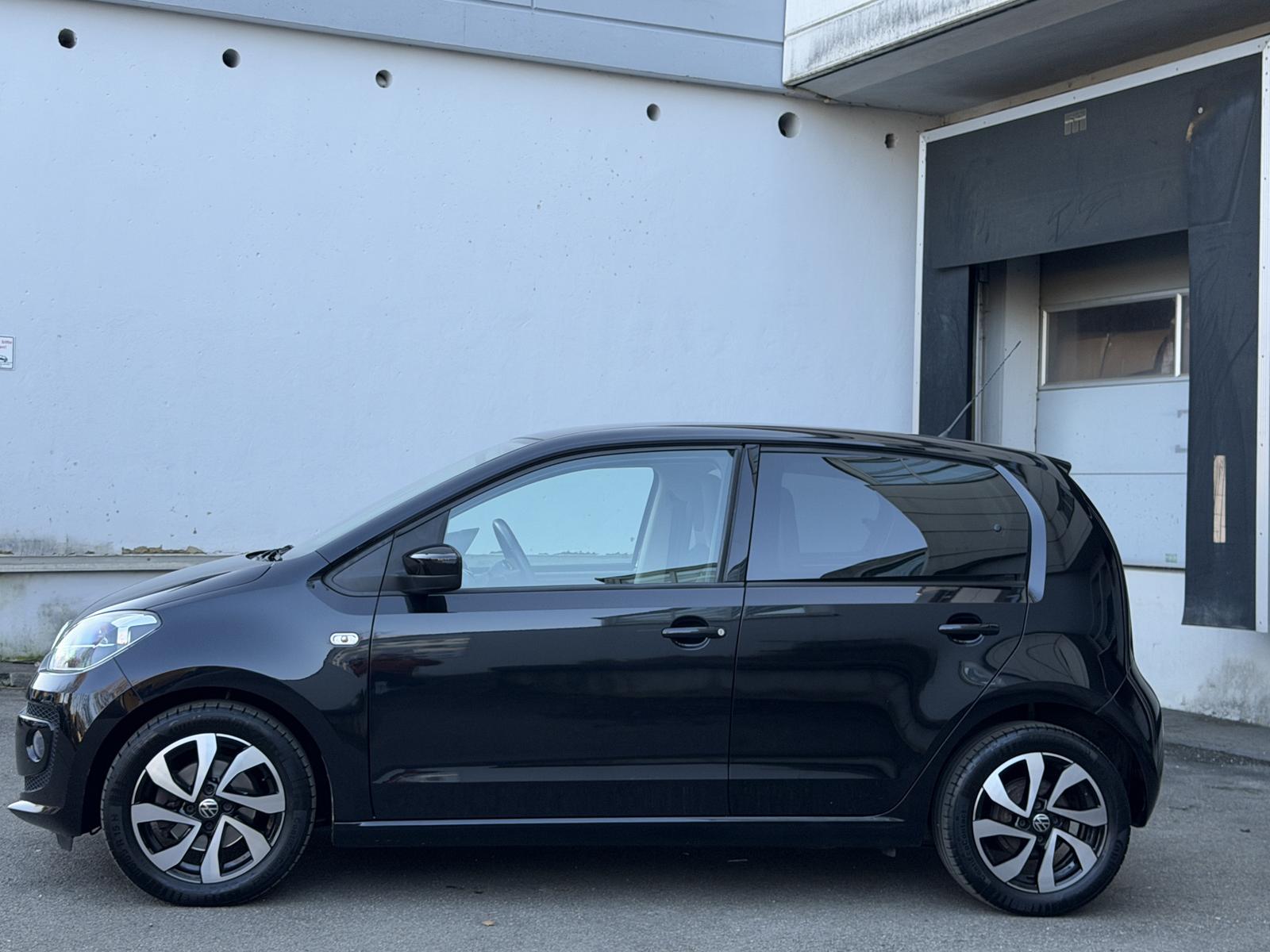Volkswagen up! high up! Sport-Paket Triangle Black | Alu´s