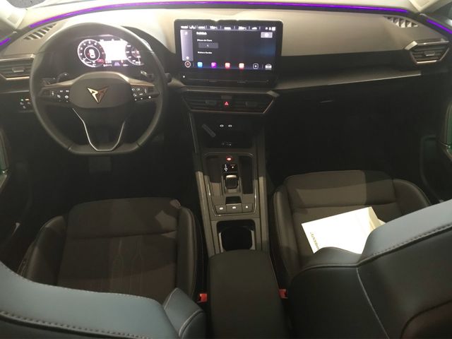 Leon 1.5 eTSI DSG*KAMERA*NAVI*AMBIENTE*