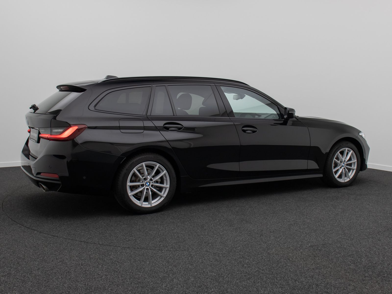 Fahrzeugabbildung BMW 318i Kamera DAB HiFi CockPit+ Geschwindigkeitsre