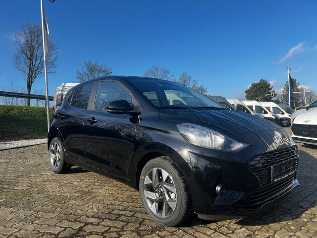 Hyundai i10 1.0 63PS Facelift Kamera Navi Klima Alu