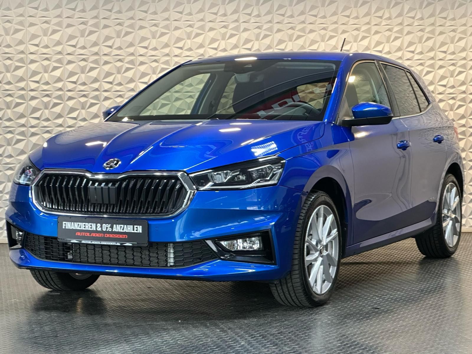 SKODA Fabia 1.0TSI TOP SELECTION LED#ACC#SPUR#CAM#SHZ - Image 4