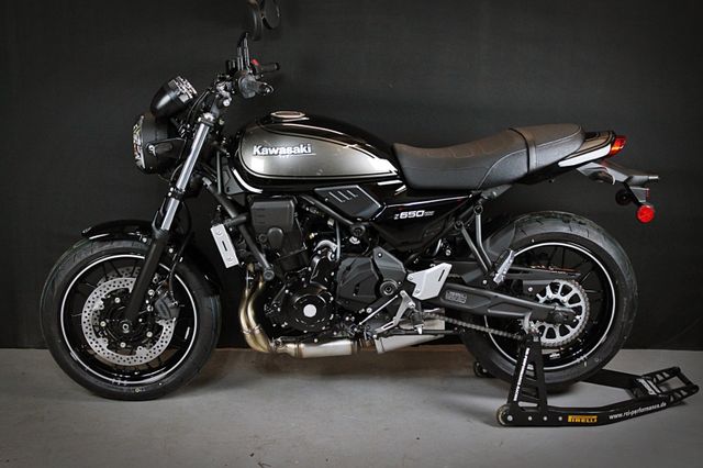 Kawasaki Z650RS  in Black/4 Jahre Garantie inklusive