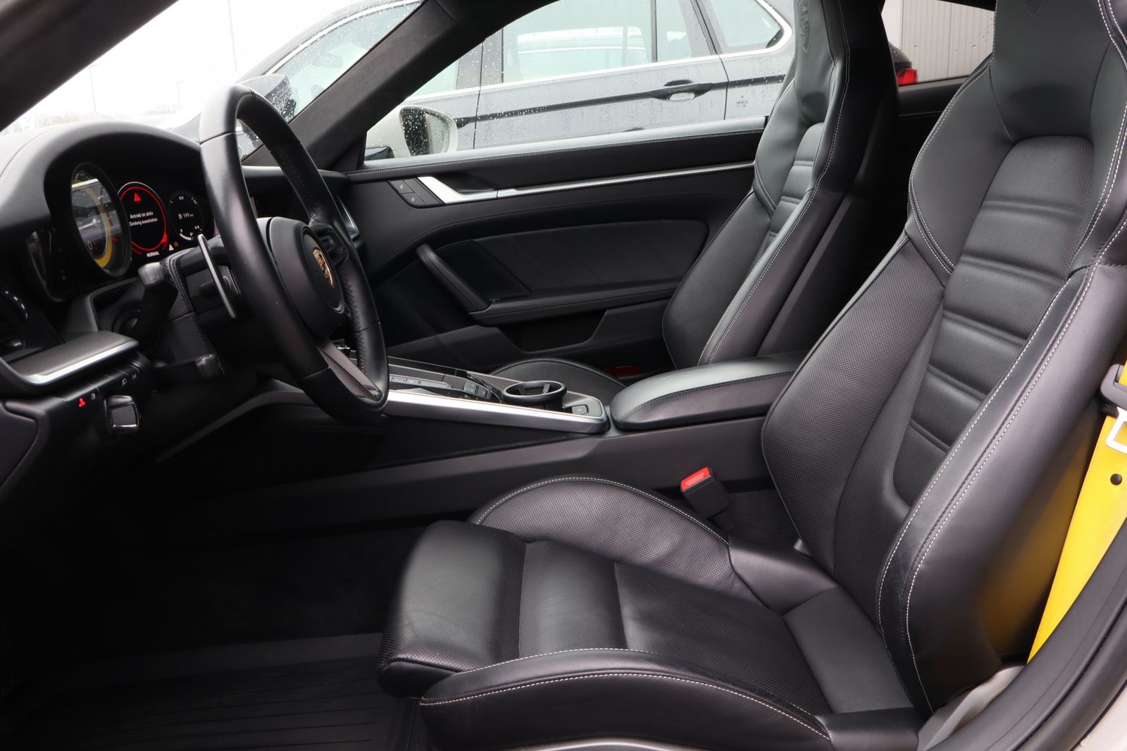Fahrzeugabbildung Porsche 992 Turbo AERO-KIT+SPORTABGAS+SD+360GRAD+21ZOLL