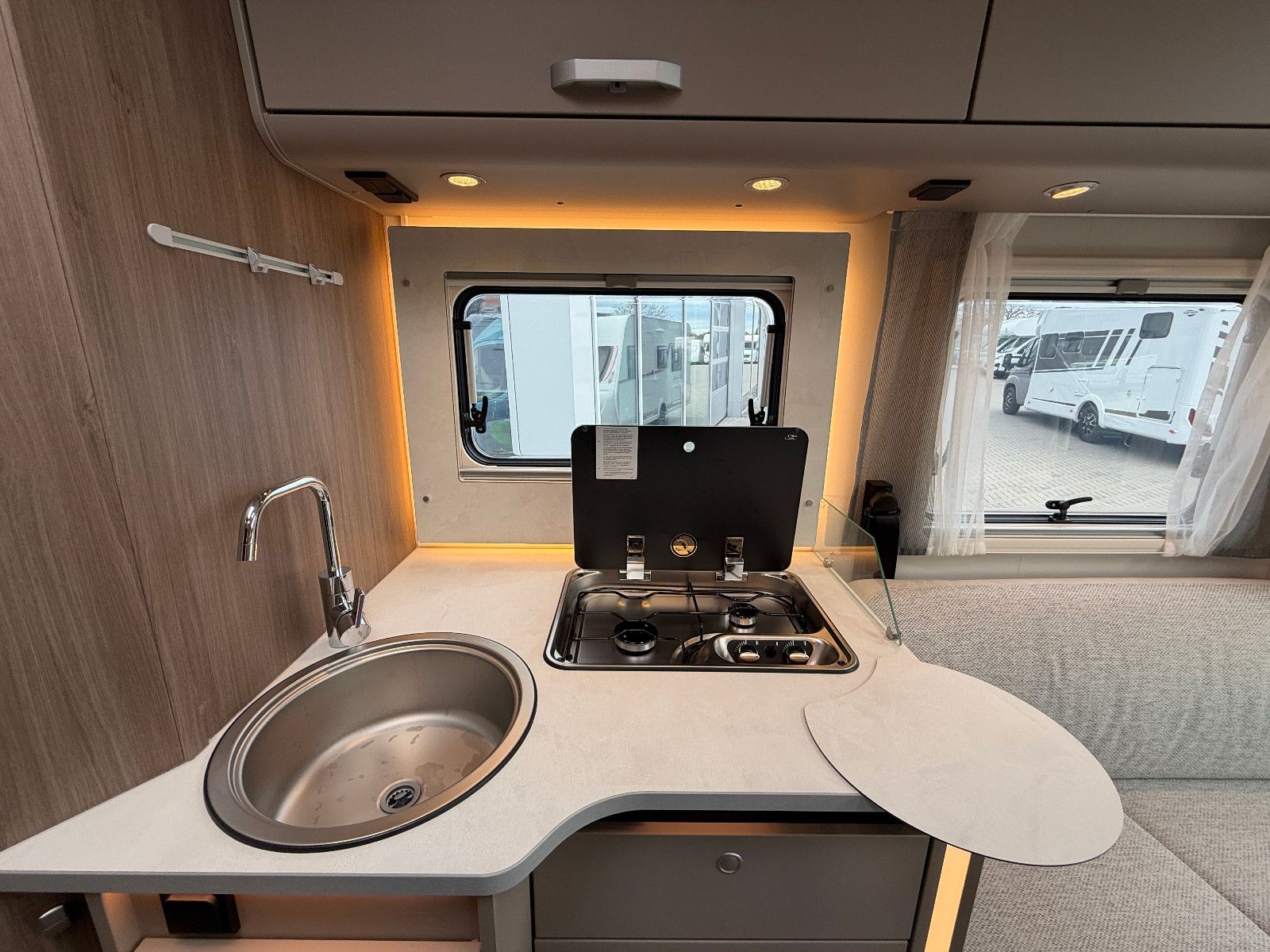 Fahrzeugabbildung Carado T-457 pro+   7.696€ SPAREN!