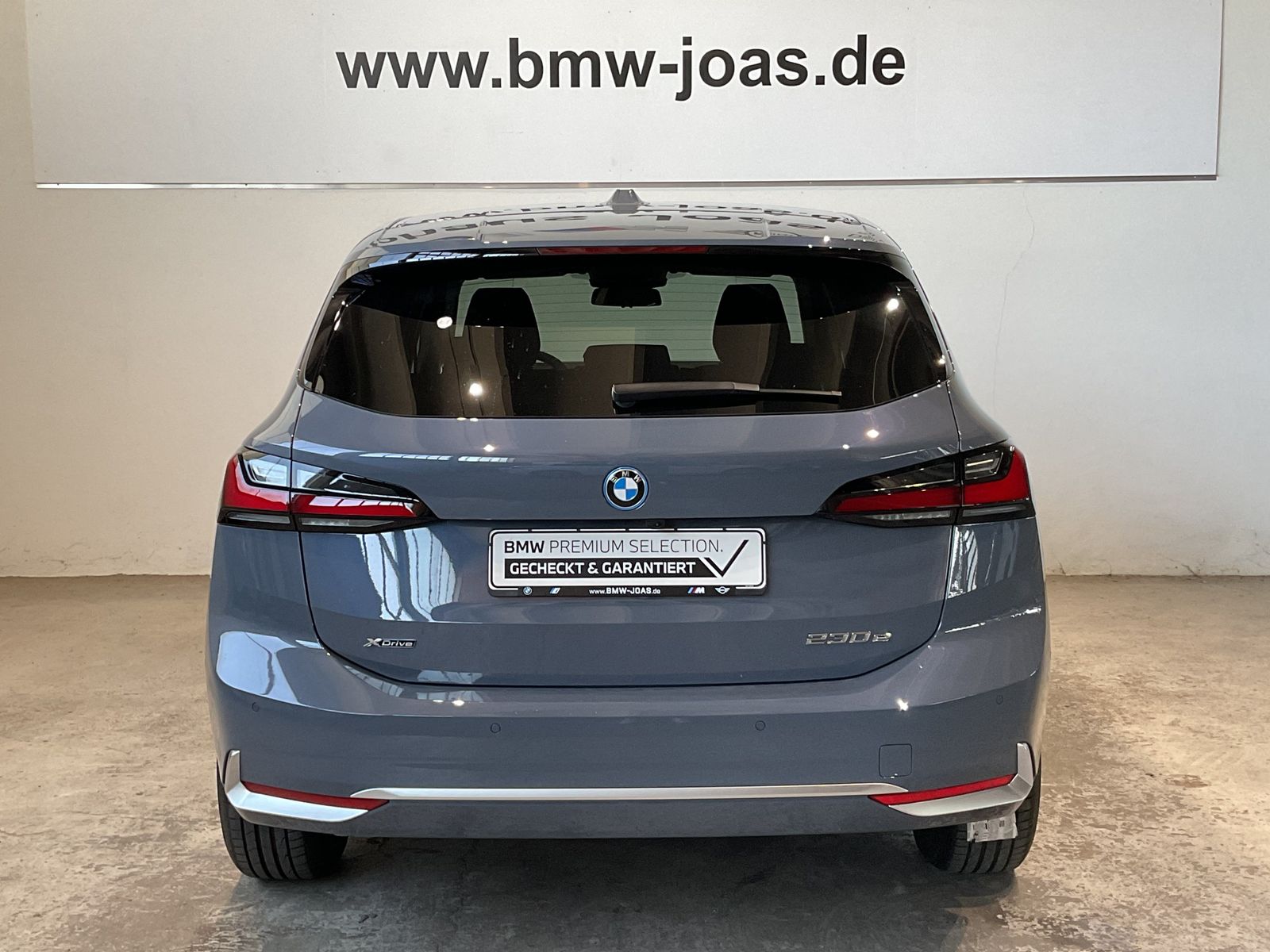 Fahrzeugabbildung BMW 230e xDrive |Aktivsitz |Komfortzugang |Head-Up D