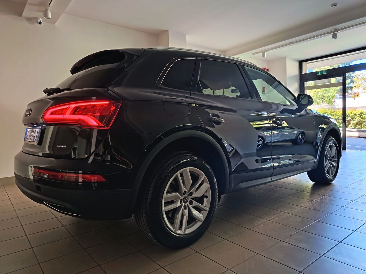 Audi Q5 35 TDI S tronic line plus imagem 2