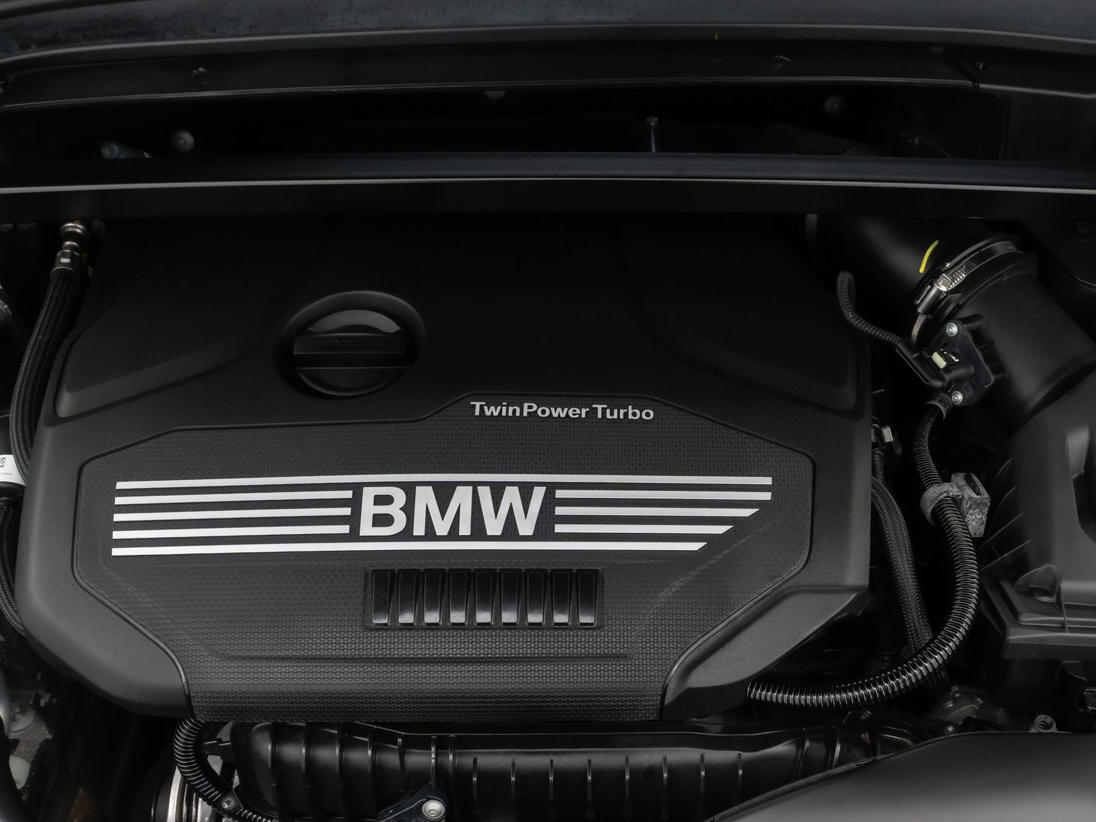 Fahrzeugabbildung BMW X1 sD18i xLine DAB Kamera HiFi Komfort Sport 18"