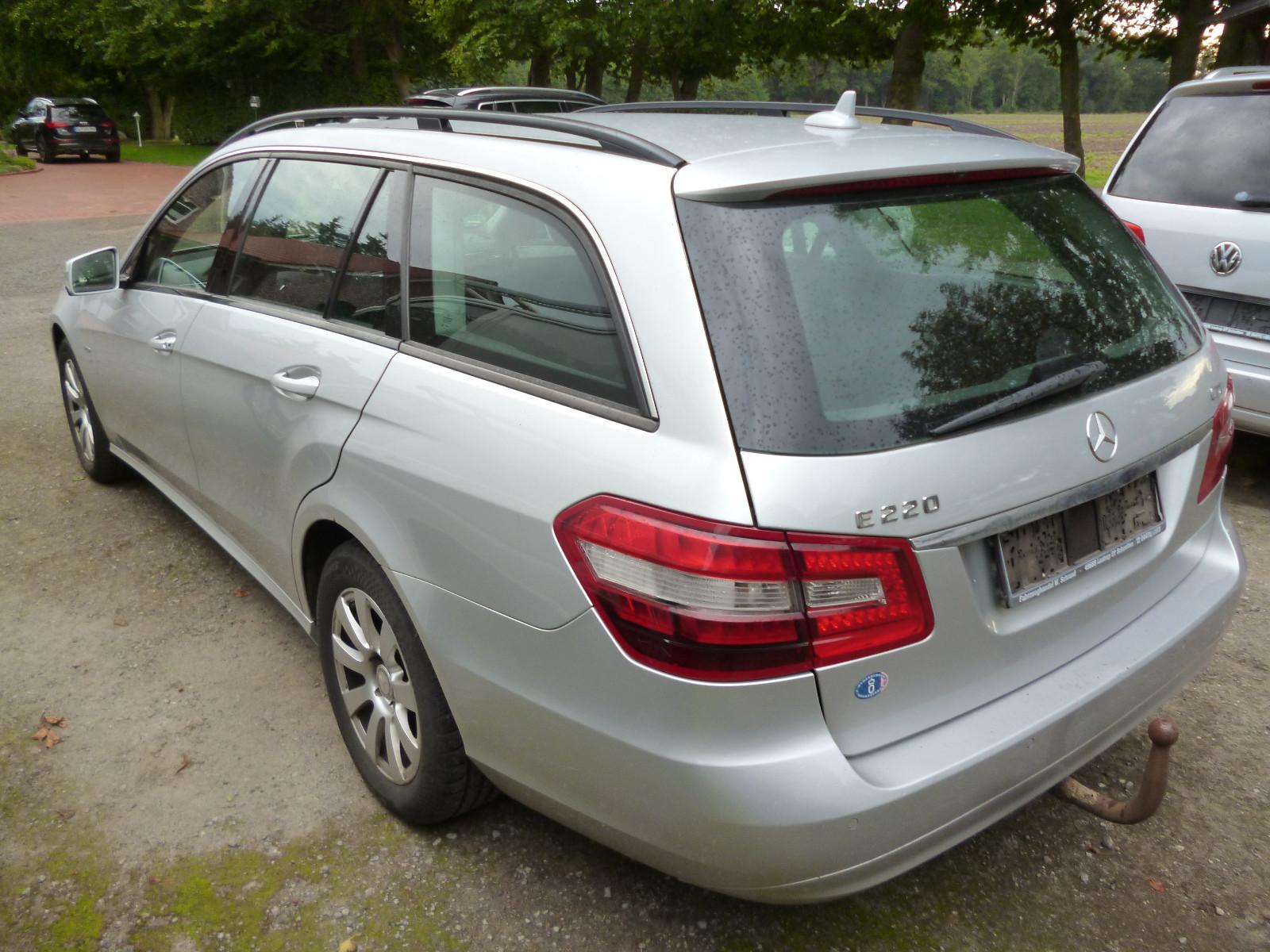 Mercedes-Benz E T-Modell E 220 CDI BlueEfficiency TÜV neu