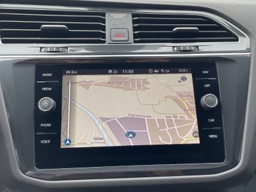 Volkswagen Tiguan Allspace R-Line 4Motion*7-SITZE*PANO*LED