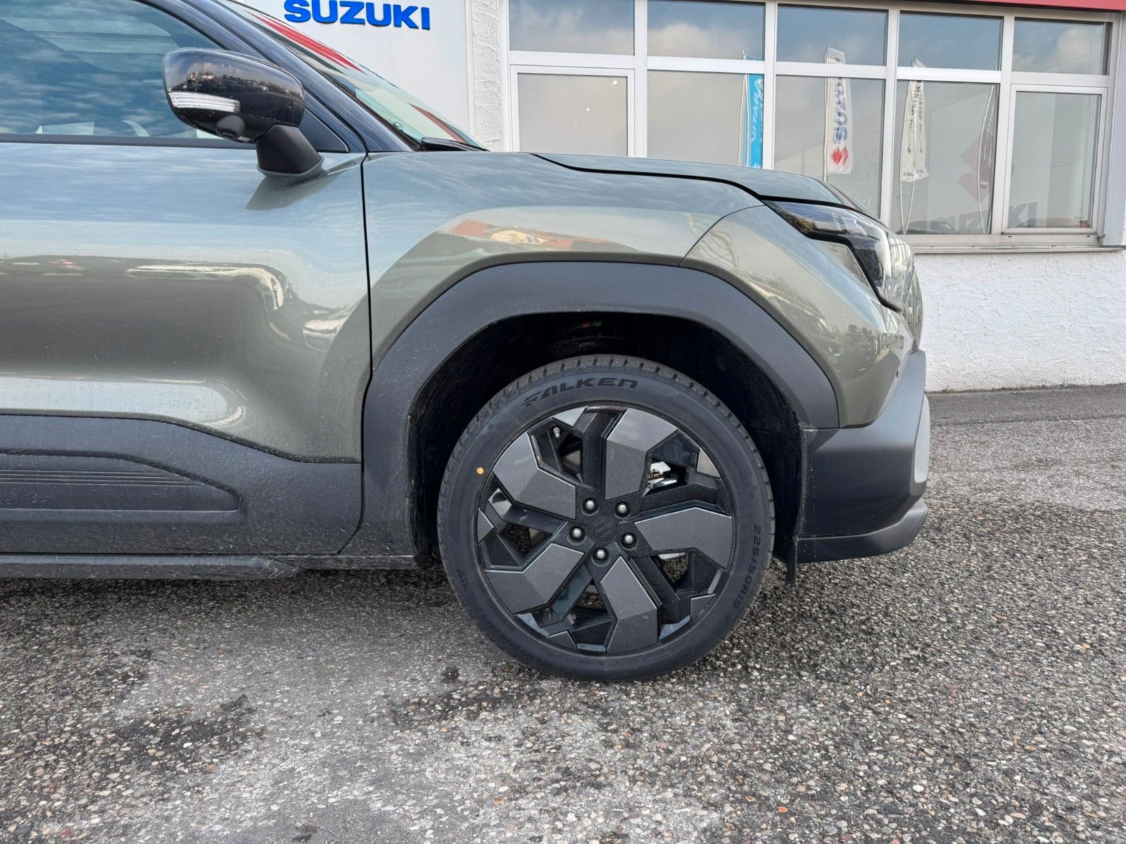 Suzuki e Vitara - Bild 3