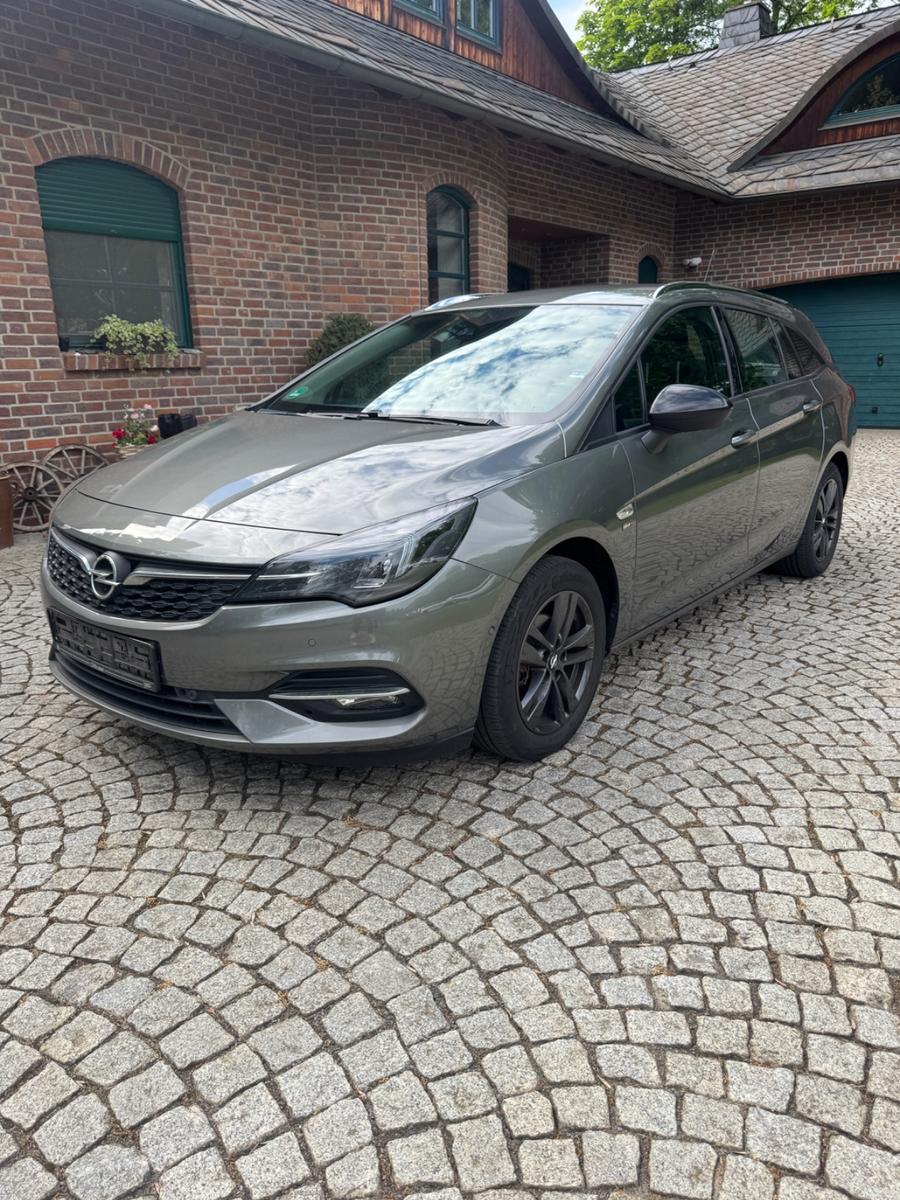Opel Astra K Sports Tourer/NAVI/LED/AHK/KAMERA