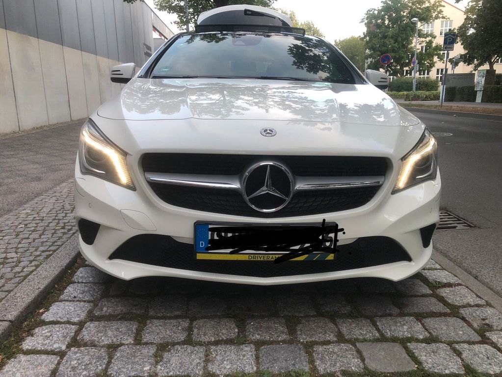 Image of Mercedes-Benz CLA 180