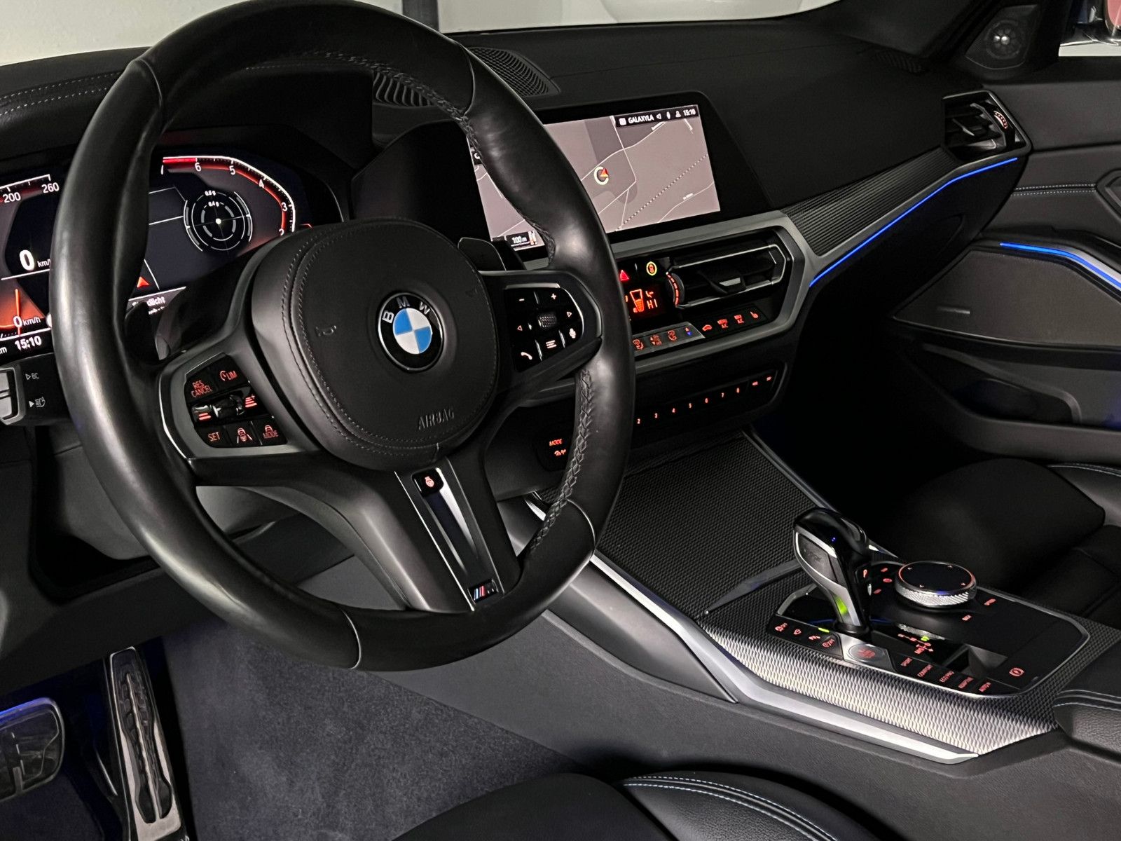 Fahrzeugabbildung BMW 330 i Lim. M SPORT/LASER/360*/H&K/HuD/ACC/DE FZG