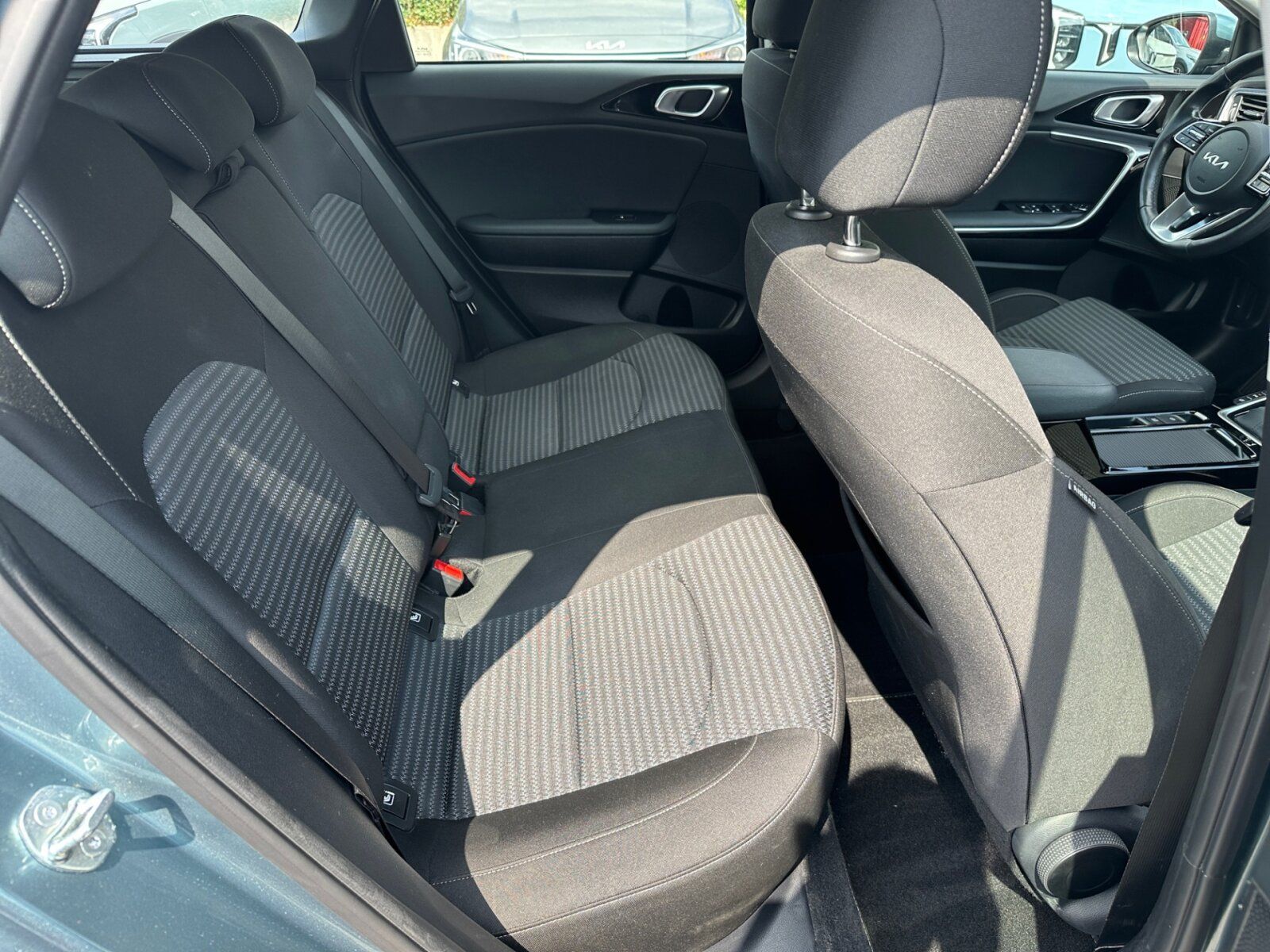 Fahrzeugabbildung Kia Ceed Sportswagon 1.6 CRDi Spirit DCT Navi | AHK