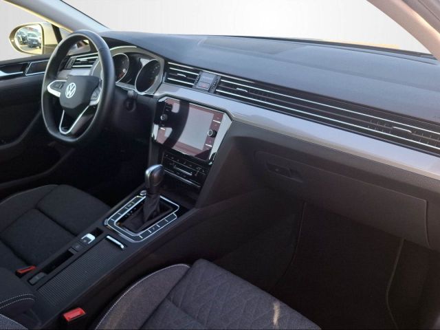 PASSAT VARIANT 2.0 TDI DSG BUSINESS LED+NAVI+ACC