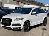 Audi Q7 3.0 TDI quattro S.line 7 Sitzer - Audi Q7 aus 2011: Line