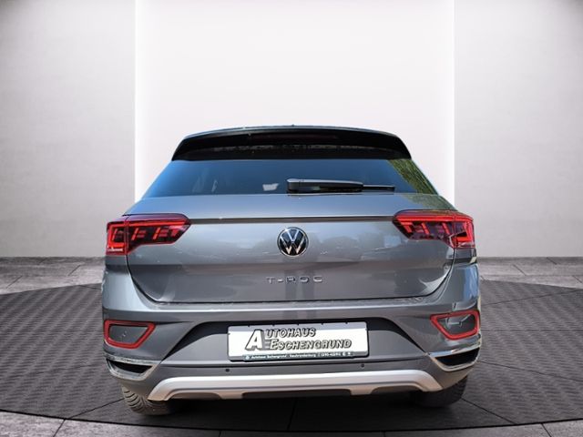 Fahrzeugabbildung Volkswagen T-Roc 1.5 TSI DSG Style MATRIX-LED ACC NAVI AHK