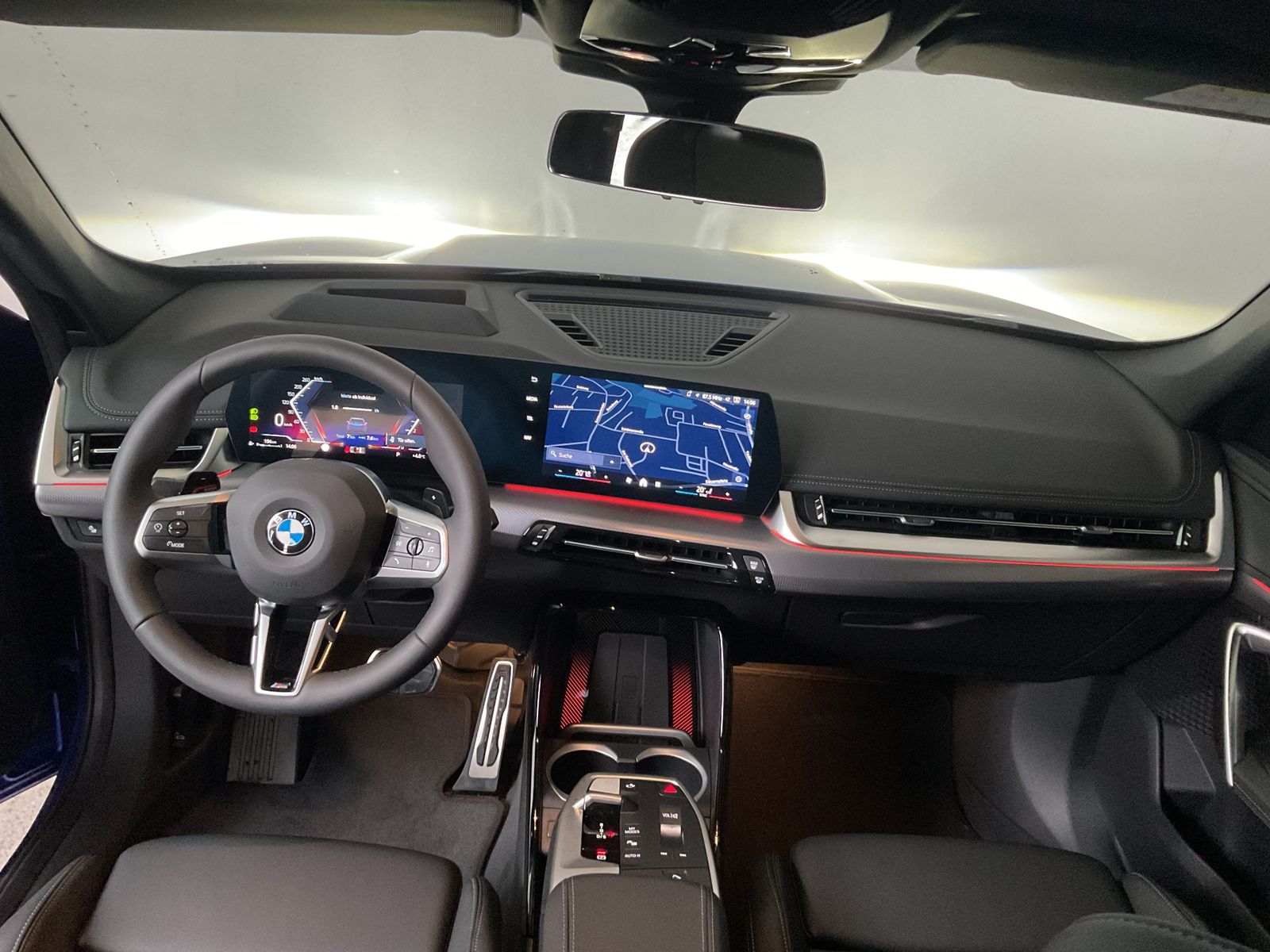 Fahrzeugabbildung BMW X1 sDrive20i *Head-Up Display *AHK *Sitzverst. e