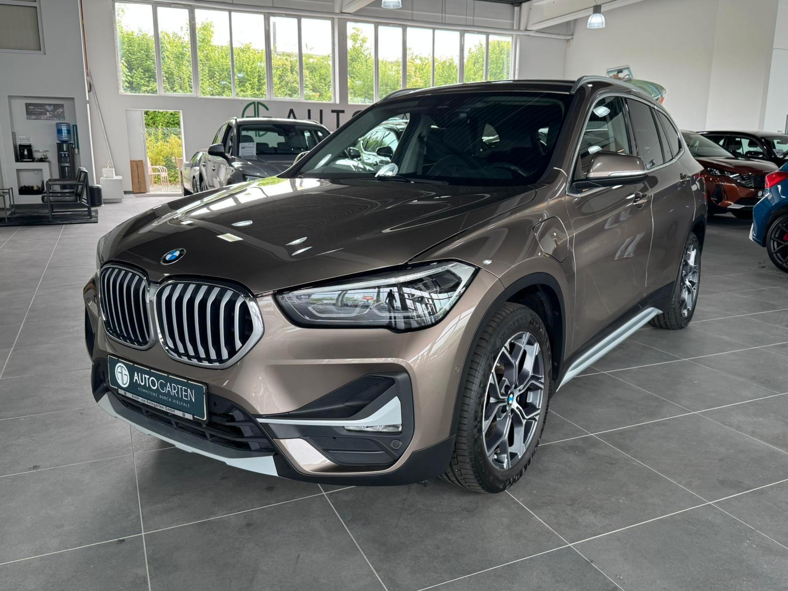 BMW X1 xDrive 25 e xLine*Leder*Navi&Kamera*LED
