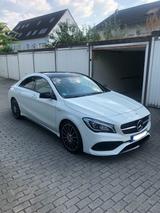 Mercedes-Benz CLA 200 d DCT AMG Line Peak Edition - Mercedes-Benz CLA 200 in Duisburg