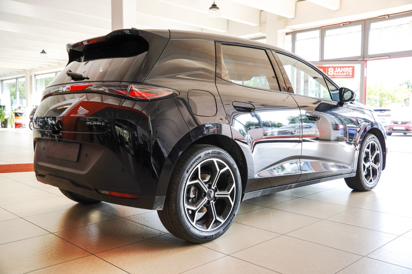 BYD DOLPHIN