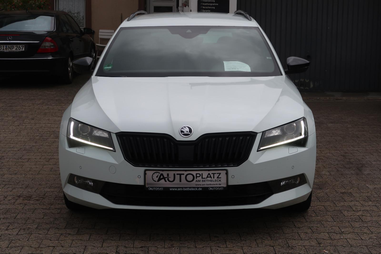 Skoda Superb 2.0TDI Combi Sportline *ALCANTARA *AUTOM.