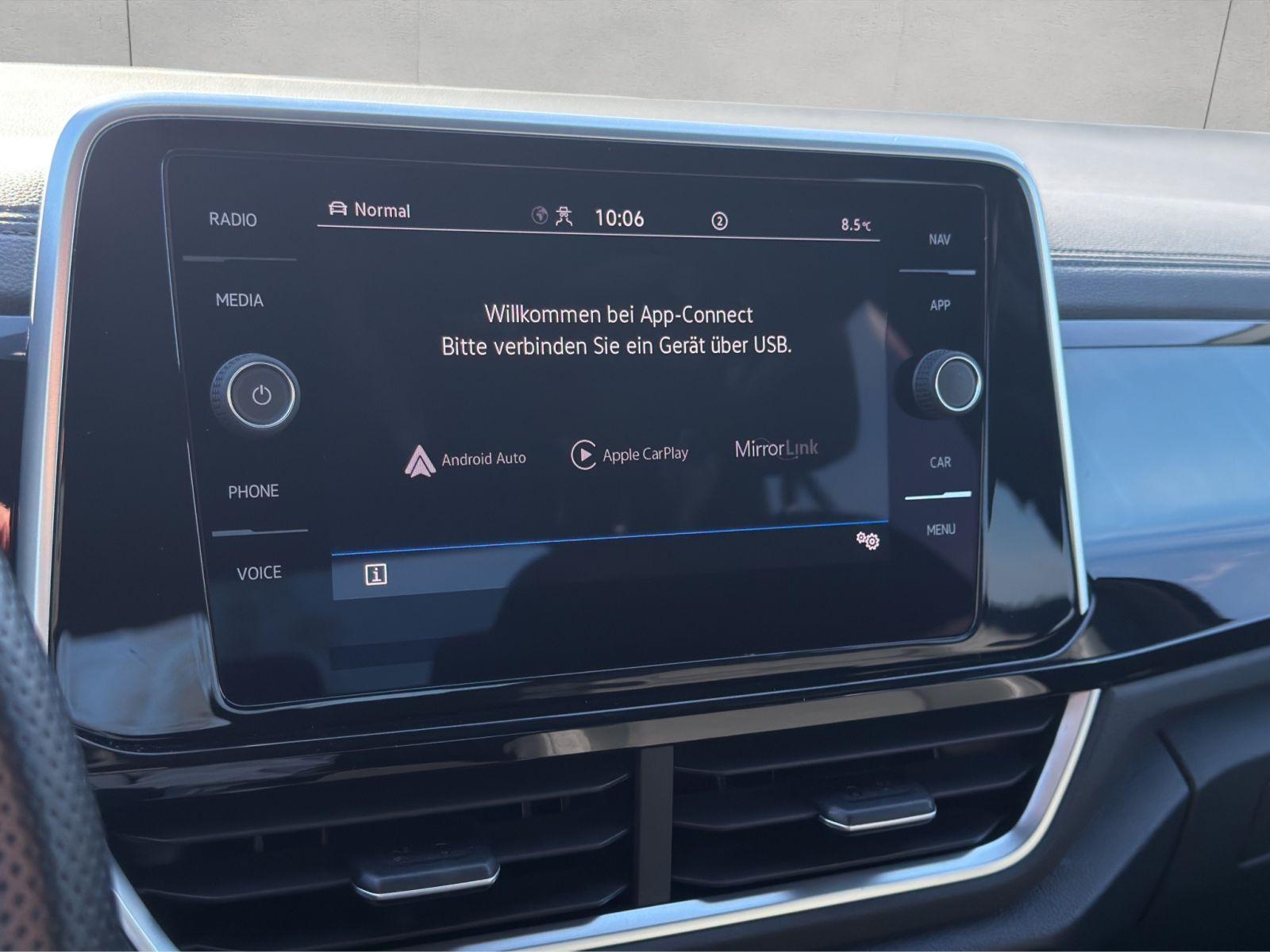 Volkswagen T-Roc 1.0 TSI R-Line AHK ACC Navi RFK