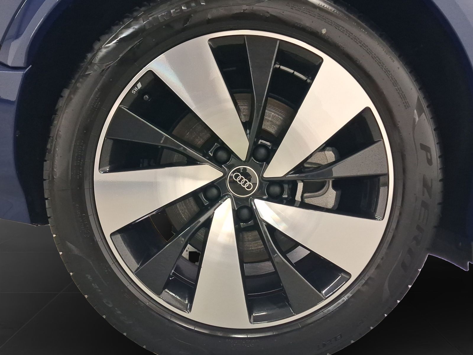 Audi Q6 e-tron - Bild 8
