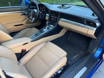 صورة 10 لـ 2017 Porsche 911 URMODELL