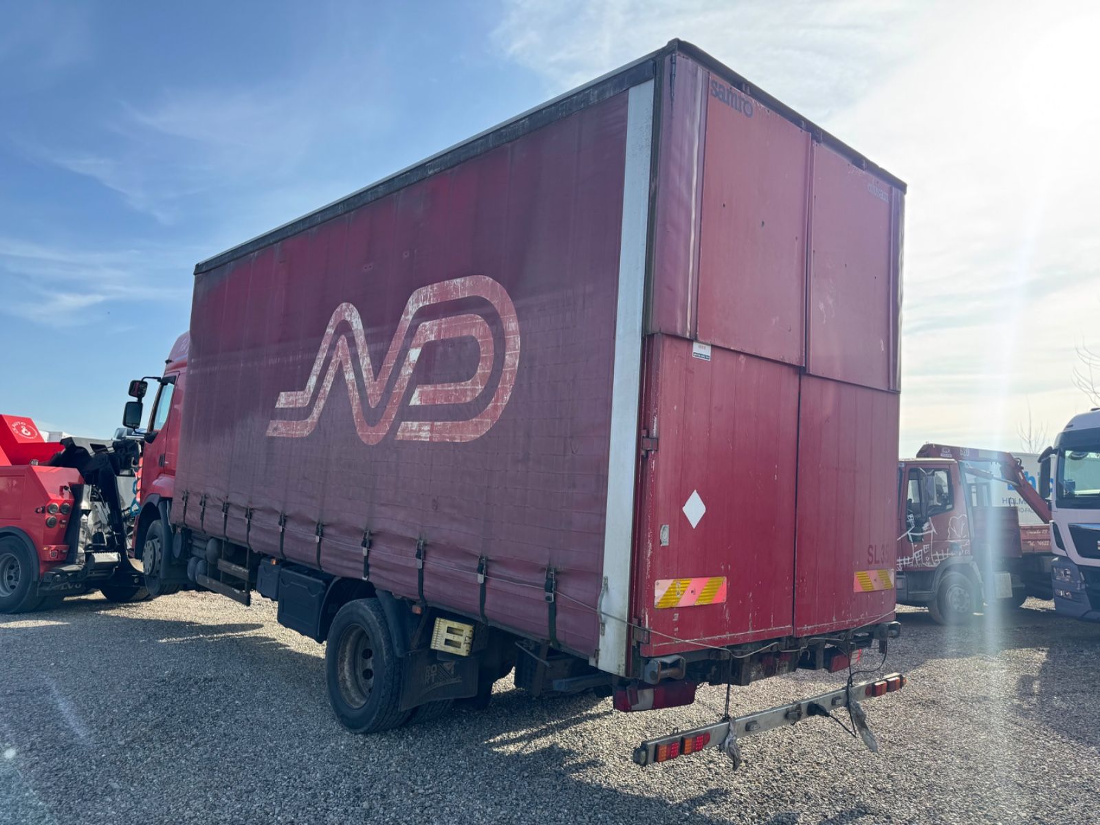 Fahrzeugabbildung Renault DXI 450