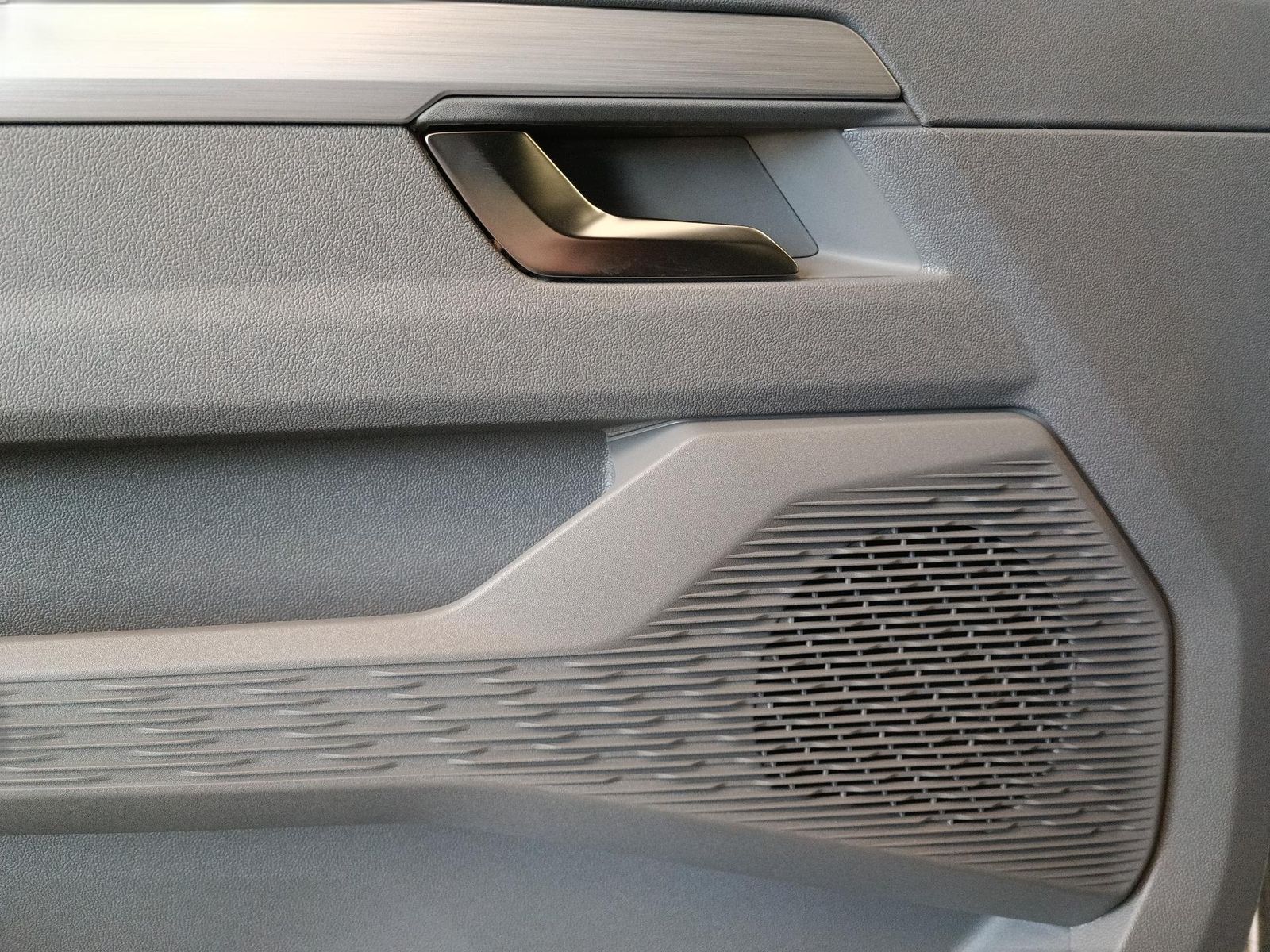 Volkswagen T7 Caravelle - Bild 16