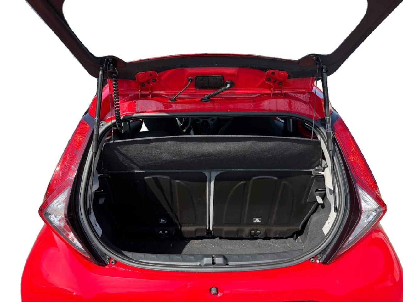 Fahrzeugabbildung Toyota AYGO x-play