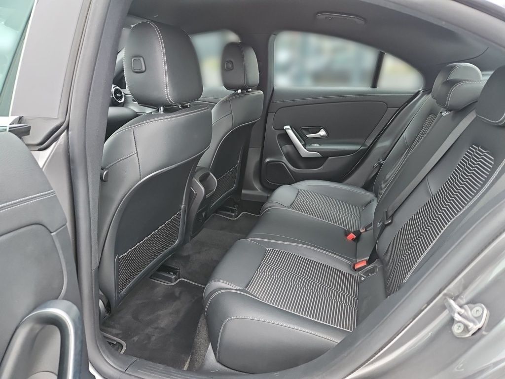 Fahrzeugabbildung Mercedes-Benz CLA 180 Coupé Progressive MBUX-HighEnd LED DAB