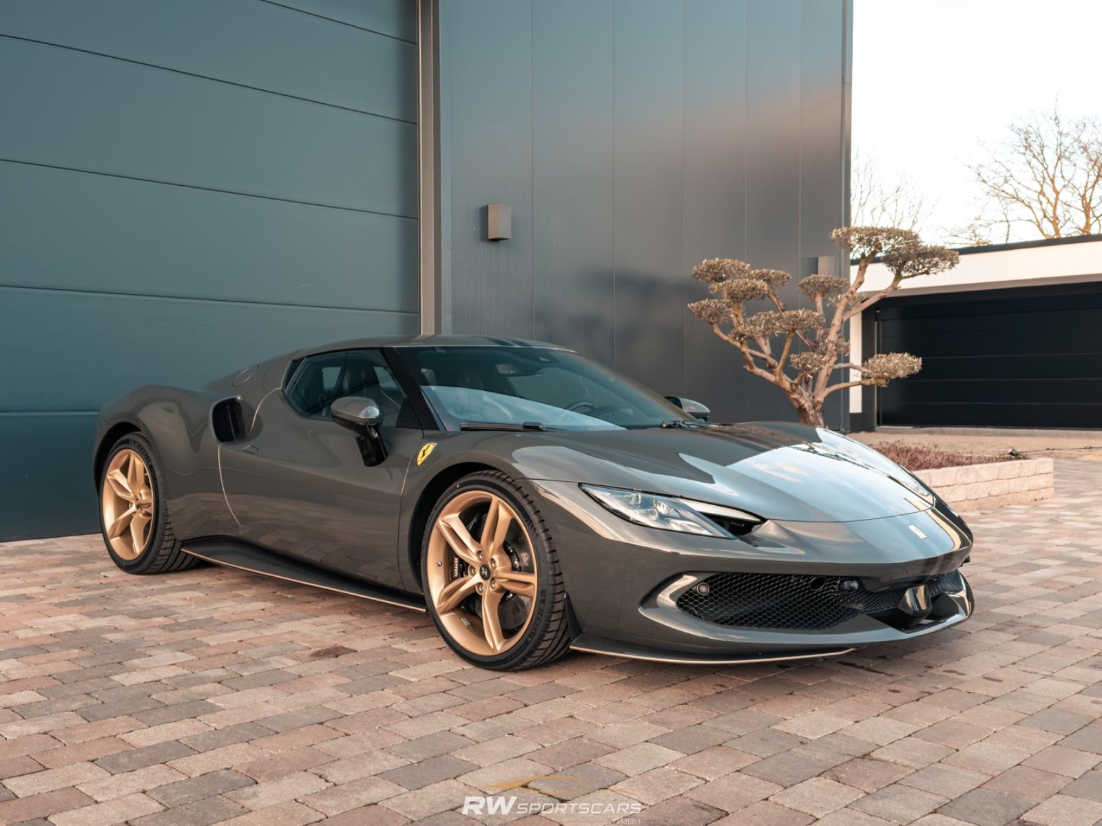 Fahrzeugabbildung Ferrari 296 GTB GTB DCT