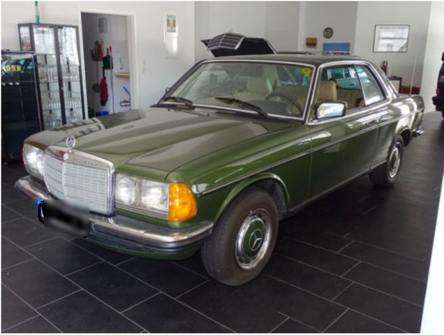 Mercedes-Benz Mercedes W123 230CE