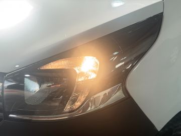 Opel Vivaro - 11