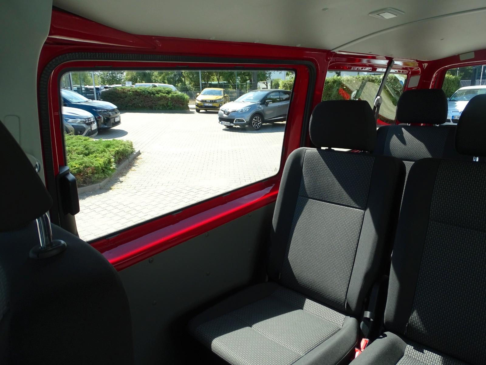 Volkswagen T6.1 Transporter Kombi *8 SITZER*NAVI*A/C*