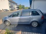 Opel zafira b 1,9 Diesel - Opel Zafira aus 2005 mit Diesel-Antrieb