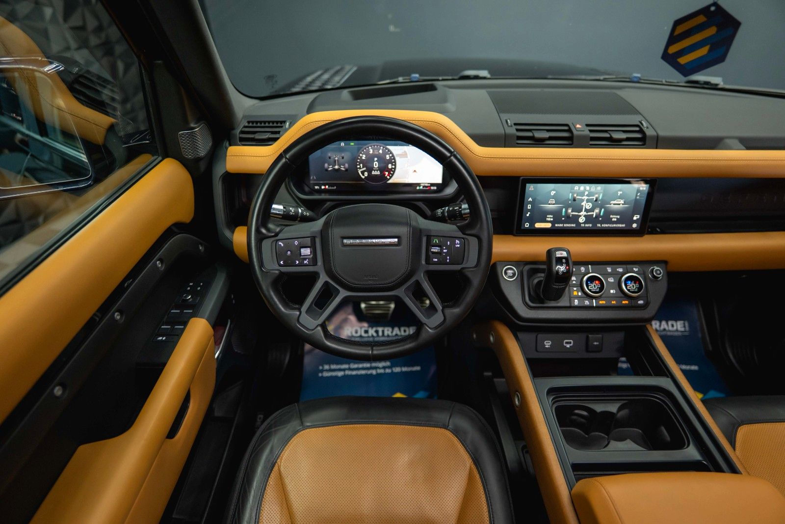Fahrzeugabbildung Land Rover Defender 110 X-Dynamic Black Style Pack 4x4