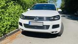 Volkswagen Touareg 3,0 TDI R-Line AHK Luft Stdhzg Voll 360  - Volkswagen Touareg in Düsseldorf