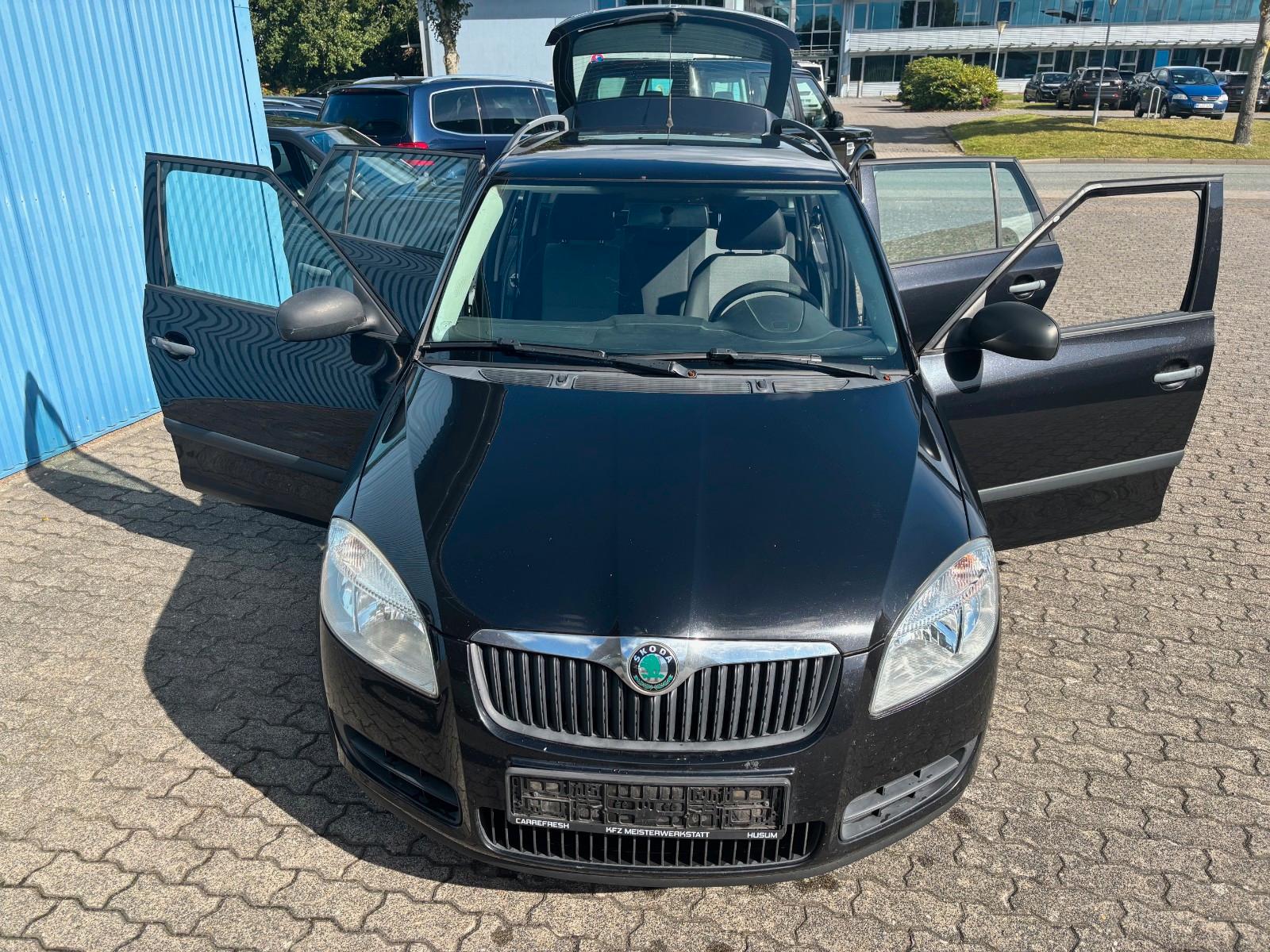 Skoda Fabia 2009 — photo 8
