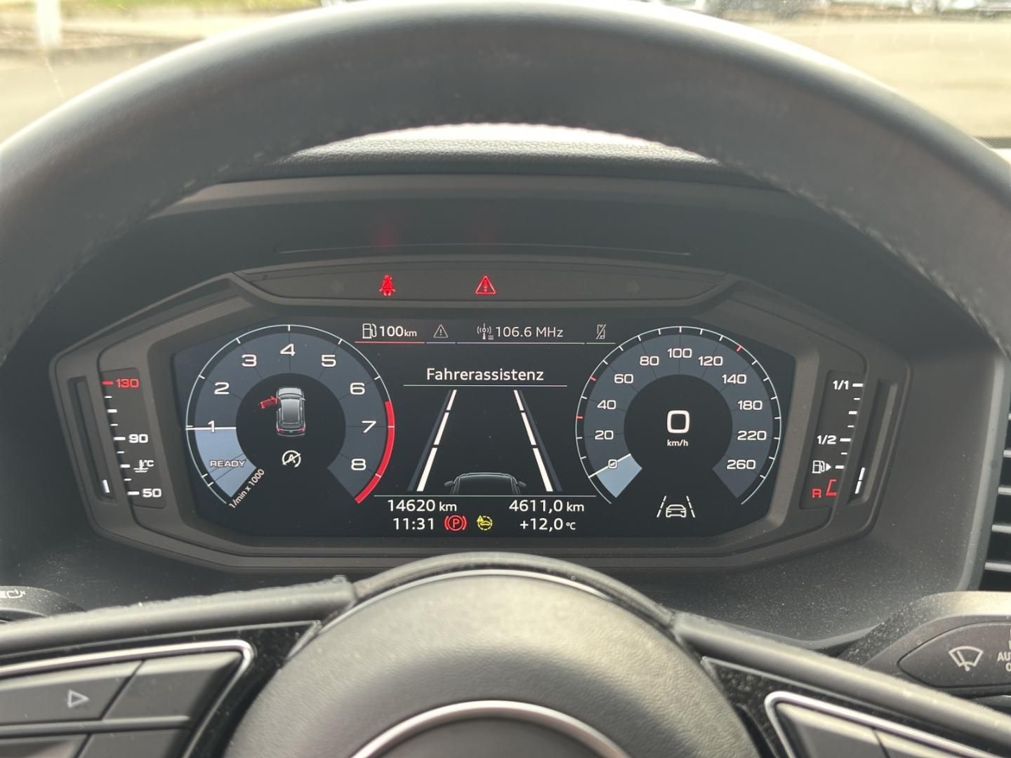 Fahrzeugabbildung Audi A1 allstreet 25 TFSI Smartphone Sitzhzg Phone Bo