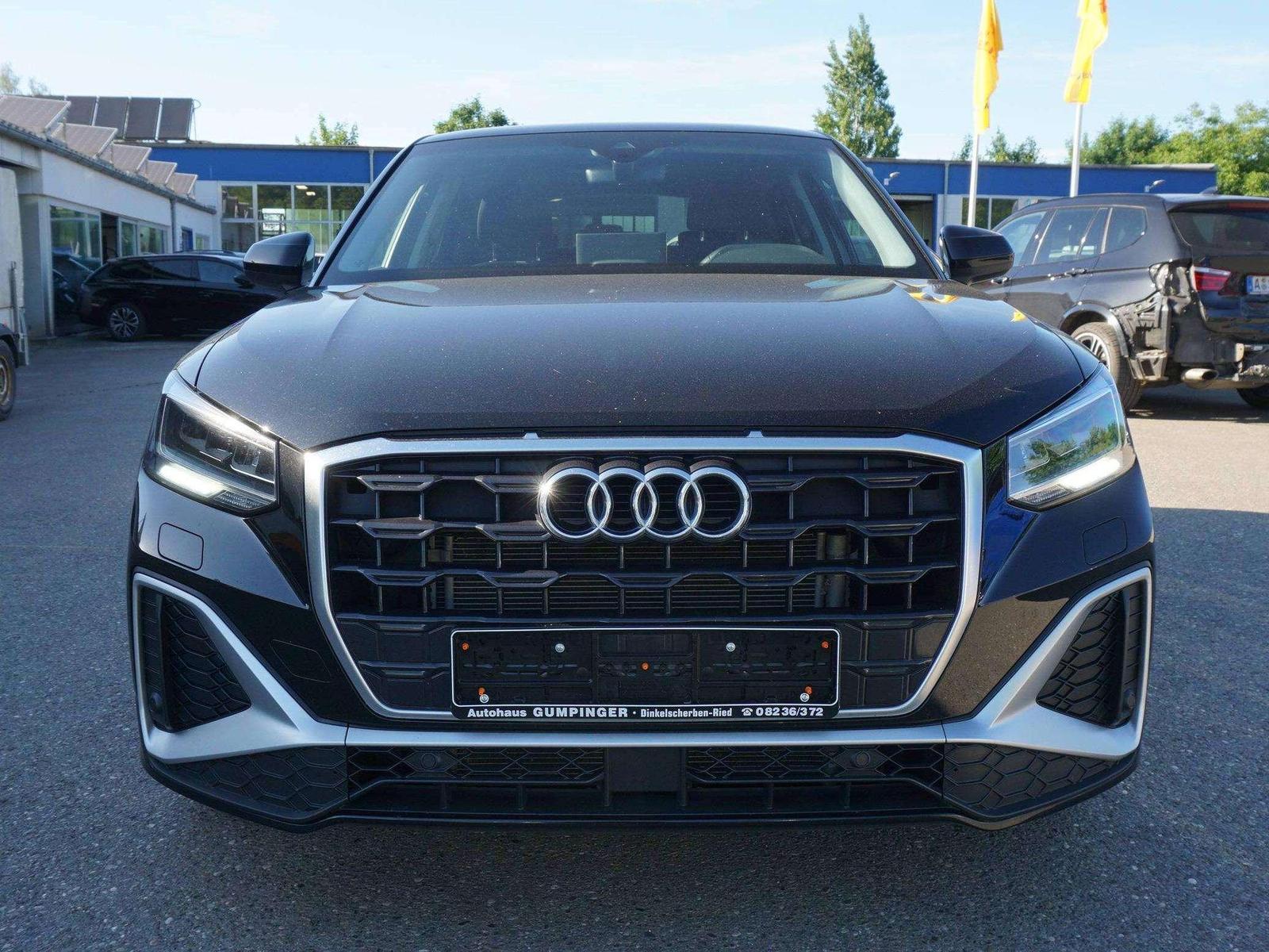 Audi Q2 Q2 30 TFSI S line    E Heckklappe    LED    S