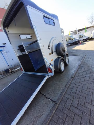 Cheval Liberte Touring Country Premium Ed. + SK Pferdeanhänger