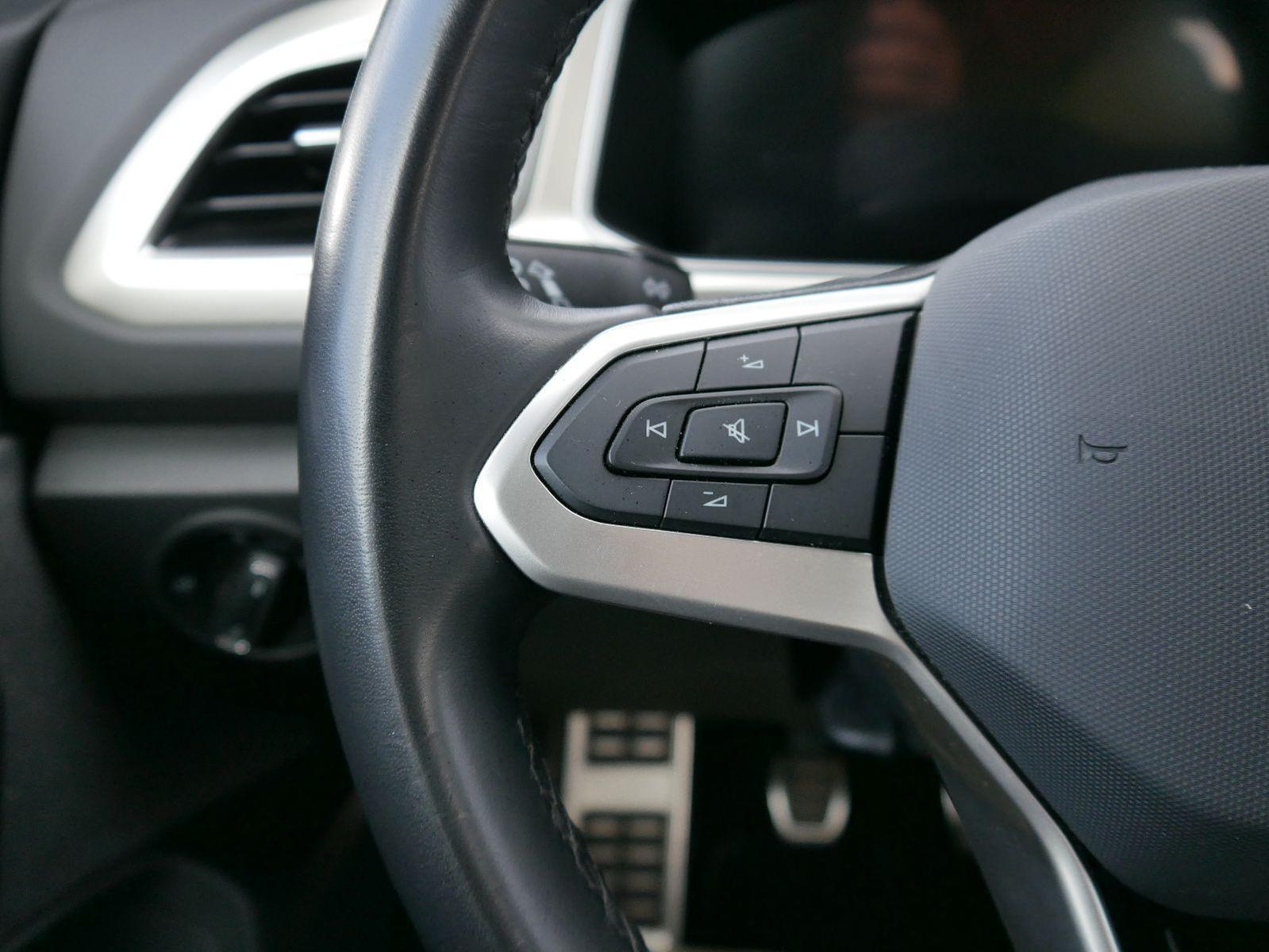 Volkswagen T-Roc 1.0 TSI Move*NAVI*PDC*LED*KLIMA*SHZ*SMARTL, миниатюра 14