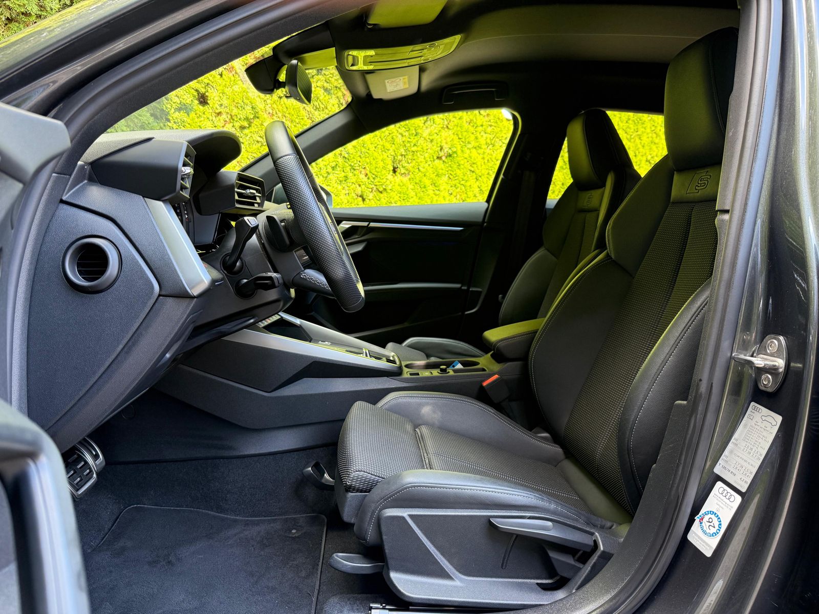Fahrzeugabbildung Audi A3 Sportback 30TDI S-line S-tr MMI+ACC+VIRT+PARK